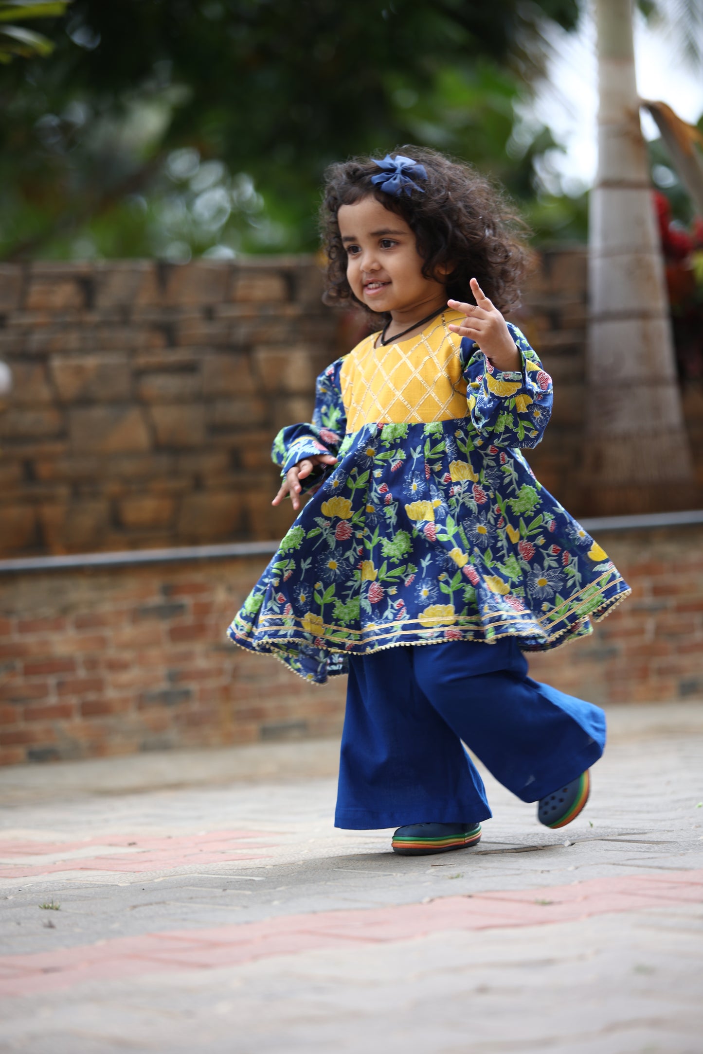 GIRLS BLUE FLORAL GOTAPATTI ANARKALI PALAZZO SET