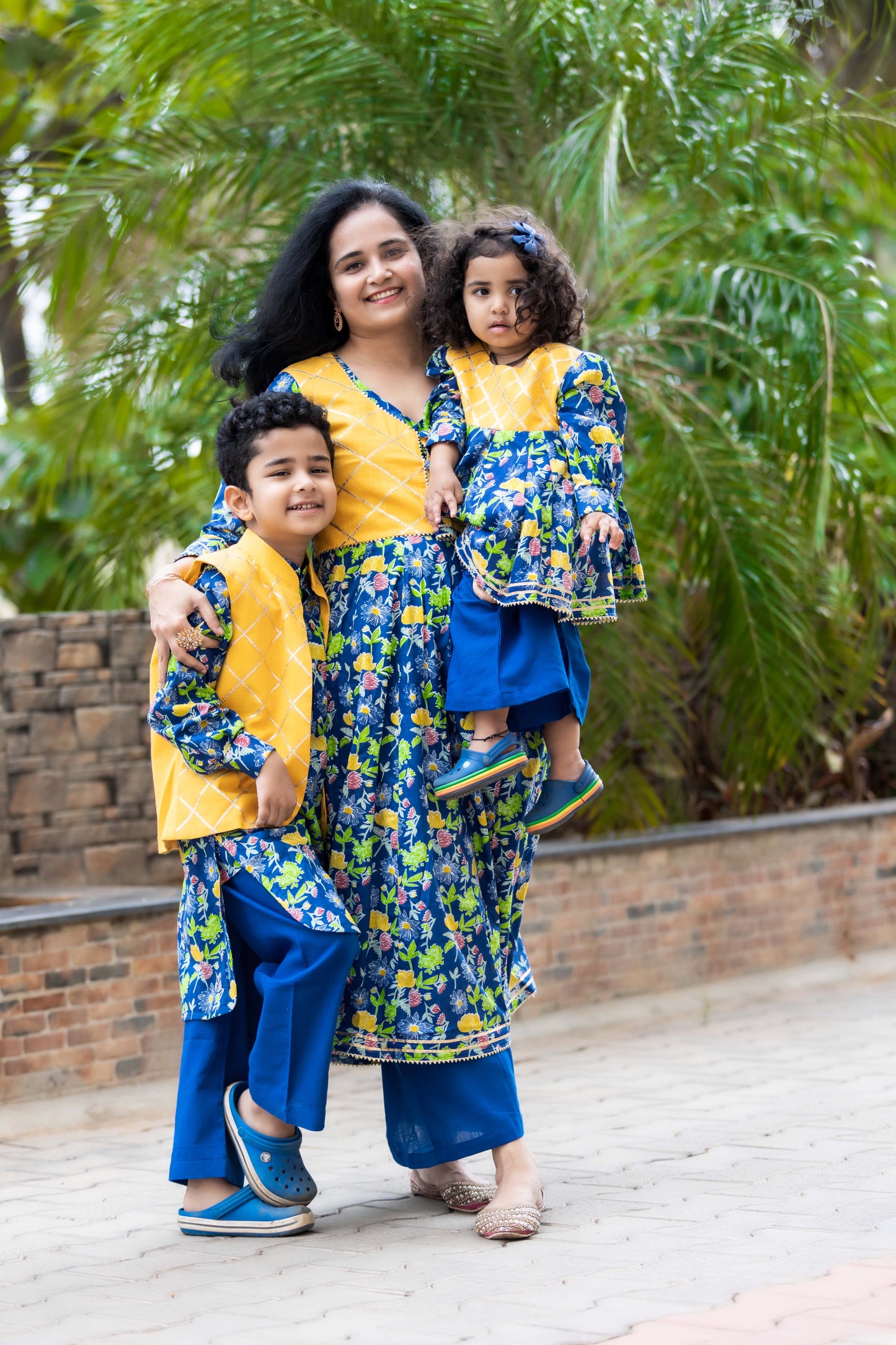 BOYS BLUE FLORAL KURTA PAJAMA SET WITH NEHRU JACKET
