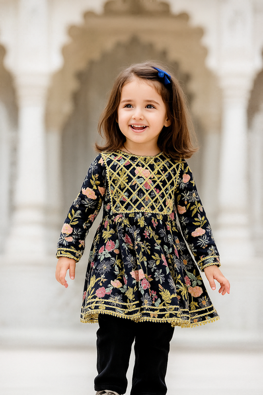 GIRLS BLACK FLORAL GOTAPATTI ANARKALI SET