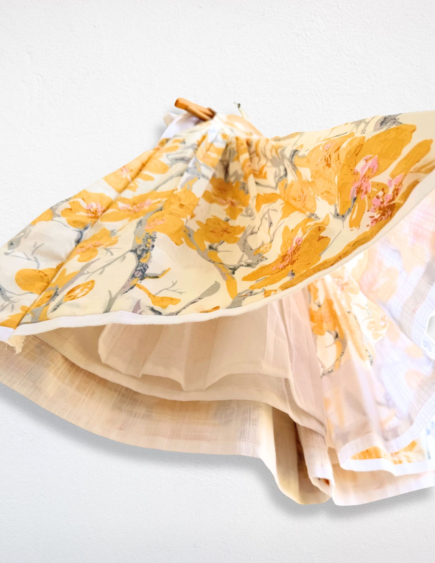 Girls White and Yellow Knee Length Bow Dress