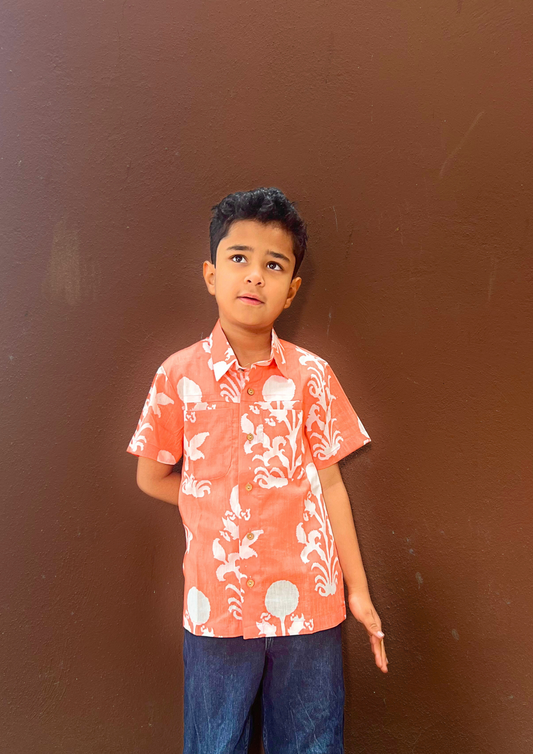 Boys Peach Printed Double Pocket Shirt