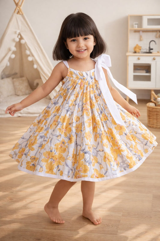 Girls White and Yellow Knee Length Bow Dress
